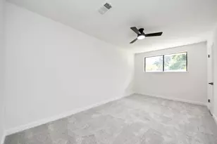 6027 Dellfern Dr, Houston, TX 77035 - Photo 23