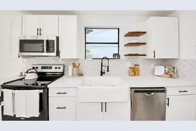 6027 Dellfern Drive, Houston, TX 77035 - Photo 15