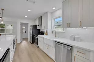 3019 Stetson Ln, Houston, TX 77043 - Photo 11