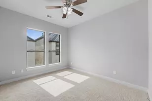 634 Nagle St, Houston, TX 77003 - Photo 21