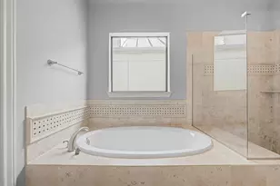 634 Nagle St, Houston, TX 77003 - Photo 19