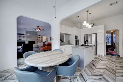 4402 Holt Street, Bellaire, TX 77401 - Photo 13