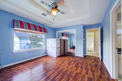 4402 Holt Street, Bellaire, TX 77401 - Photo 19
