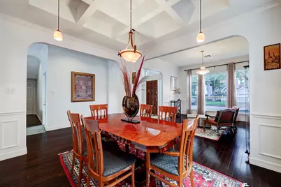 4402 Holt Street, Bellaire, TX 77401 - Photo 7