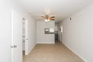 3111 Falk Ct, La Porte, TX 77571 - Photo 3