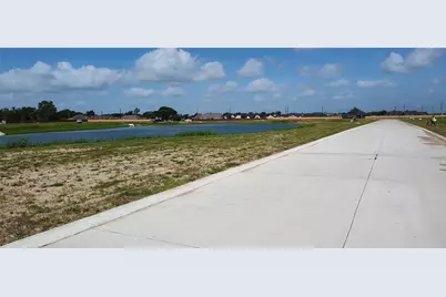 15510 Pinehurst Lane, Santa Fe, TX 77517 - Photo 7