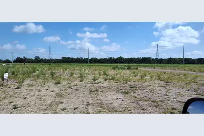 15510 Pinehurst Lane, Santa Fe, TX 77517 - Photo 3