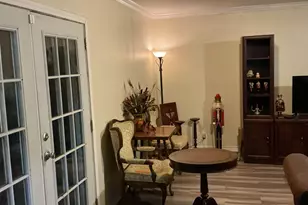 517 N Lake Ave, Eagle Lake, TX 77434 - Photo 5