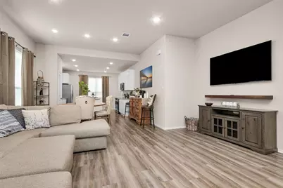 710 Crystal River Road, Conroe, TX 77316 - Photo 5