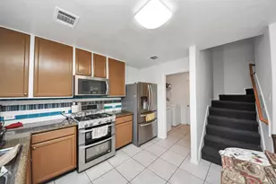 3818 Wimberley Hollow Ln, Houston, TX 77053 - Photo 13