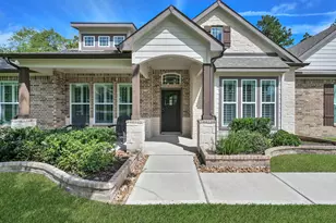 18207 Samie Nell Ct, Willis, TX 77378 - Photo 5