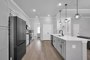 18207 Samie Nell Ct, Willis, TX 77378 - Photo 15