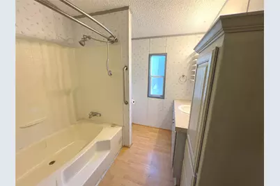 108 Hunters Gln, Livingston, TX 77351 - Photo 13