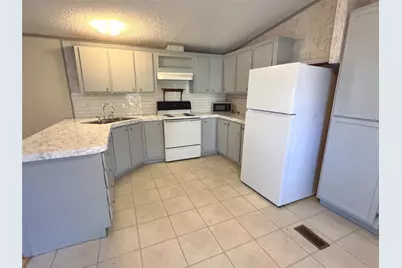 108 Hunters Gln, Livingston, TX 77351 - Photo 9