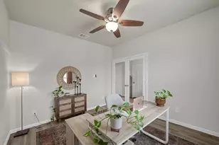 679 Red Elm Ln, Conroe, TX 77304 - Photo 7