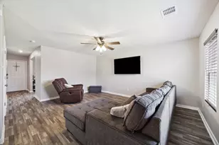 15519 Taylorcrest Dr, Conroe, TX 77306 - Photo 5