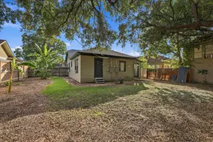 5129 Claremont St, Houston, TX 77023 - Photo 27