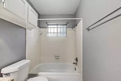 11839 Hallowing Point Road, Houston, TX 77067 - Photo 19