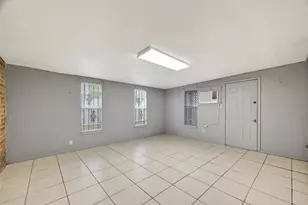 11839 Hallowing Point Rd, Houston, TX 77067 - Photo 19