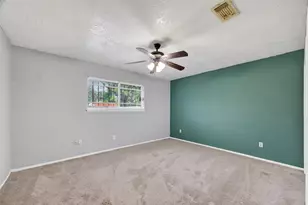 11839 Hallowing Point Rd, Houston, TX 77067 - Photo 13