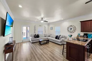 873 Townsend Dr, Crystal Beach, TX 77650 - Photo 9