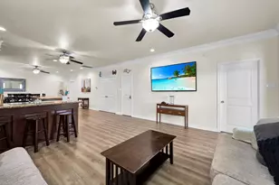 873 Townsend Dr, Crystal Beach, TX 77650 - Photo 11
