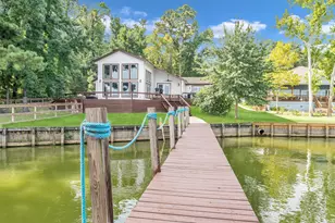 22208 Hass Pl, Huntsville, TX 77320 - Photo 3