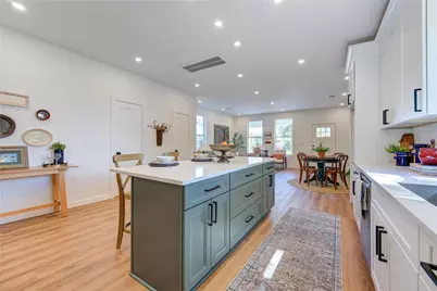 11 E O'Bryant, Bellville, TX 77418 - Photo 17