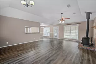 21503 Pecan Bend Rd, Damon, TX 77430 - Photo 9