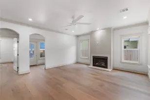 824 Cortlandt St, Houston, TX 77007 - Photo 11