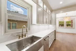 824 Cortlandt St, Houston, TX 77007 - Photo 9