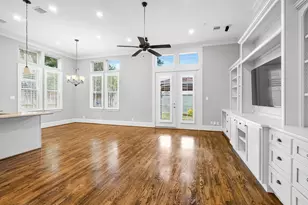 1660 Wrenwood Lakes, Houston, TX 77043 - Photo 5