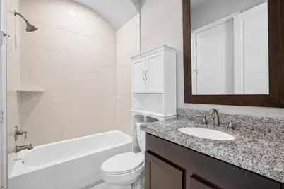 1660 Wrenwood Lakes, Houston, TX 77043 - Photo 21