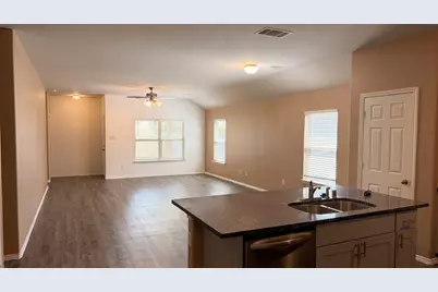 2028 Cedar Tree Court, Conroe, TX 77301 - Photo 5