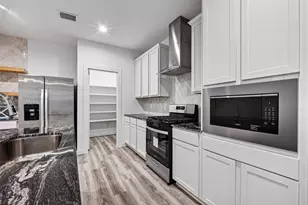 2937 Amherst Mdw Ln, Houston, TX 77051 - Photo 13
