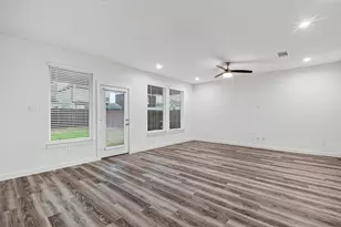2937 Amherst Mdw Ln, Houston, TX 77051 - Photo 7