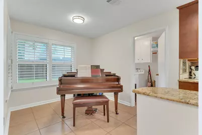 9107 Mauna Loa Lane, Houston, TX 77040 - Photo 9