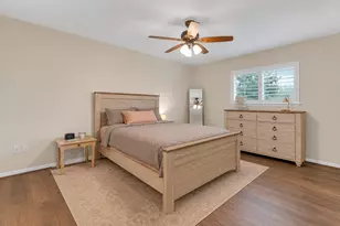 9107 Mauna Loa Ln, Houston, TX 77040 - Photo 17