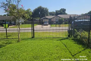 1716 Maiden Ln, Richmond, TX 77469 - Photo 23