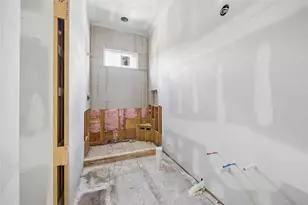 2415 Elmen St, Houston, TX 77019 - Photo 19