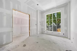 2415 Elmen St, Houston, TX 77019 - Photo 5