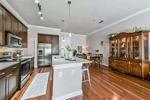 300 St Joseph Pkwy, Houston, TX 77002 - Photo 5