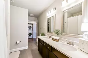 300 St Joseph Pkwy, Houston, TX 77002 - Photo 11