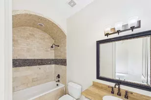 4003 Dumbarton St, Houston, TX 77025 - Photo 27