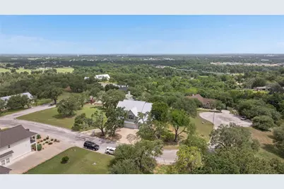 111 Kathleen, La Grange, TX 78945 - Photo 21
