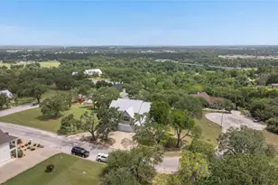 111 Kathleen, La Grange, TX 78945 - Photo 21