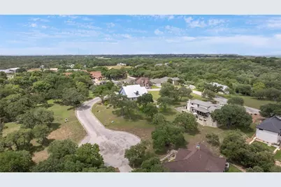 111 Kathleen, La Grange, TX 78945 - Photo 23