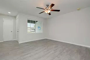 17114 Folsom Dr, Houston, TX 77049 - Photo 9