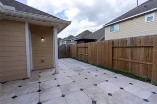 6442 Wilshire Lakes, Houston, TX 77040 - Photo 39