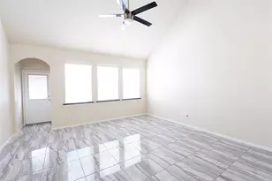 6442 Wilshire Lakes, Houston, TX 77040 - Photo 9